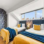 度假居 Exquisite 4 Bed In - Sleeps 10