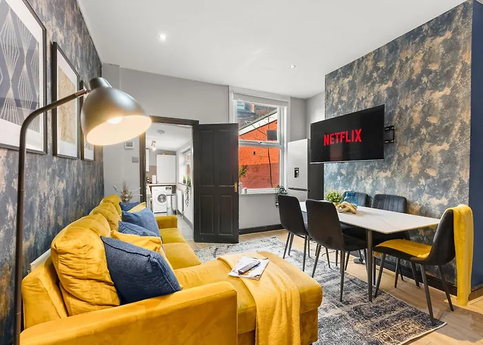 Vakantiehuis Exquisite 4 Bed In - Sleeps 10