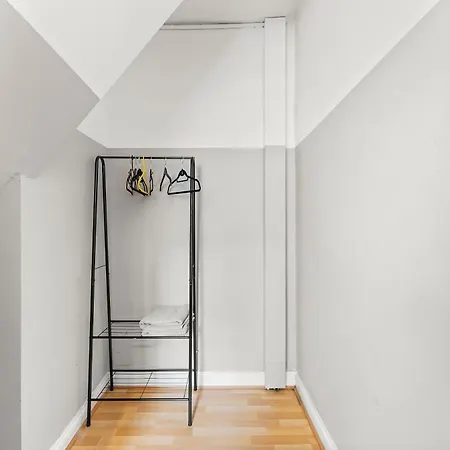 Exquisite 4 Bed In - Sleeps 10 Semesterbostad Leeds (West Yorkshire)
